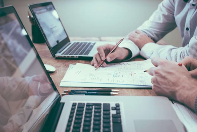 Guide complet Décret BACS : obligations, calendrier, checklist conformité.